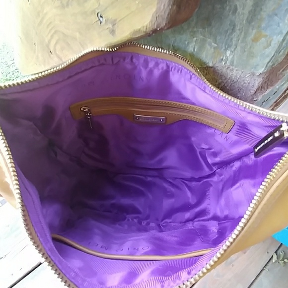 Antonio Melani Shoulder Bag - Picture 7 of 7